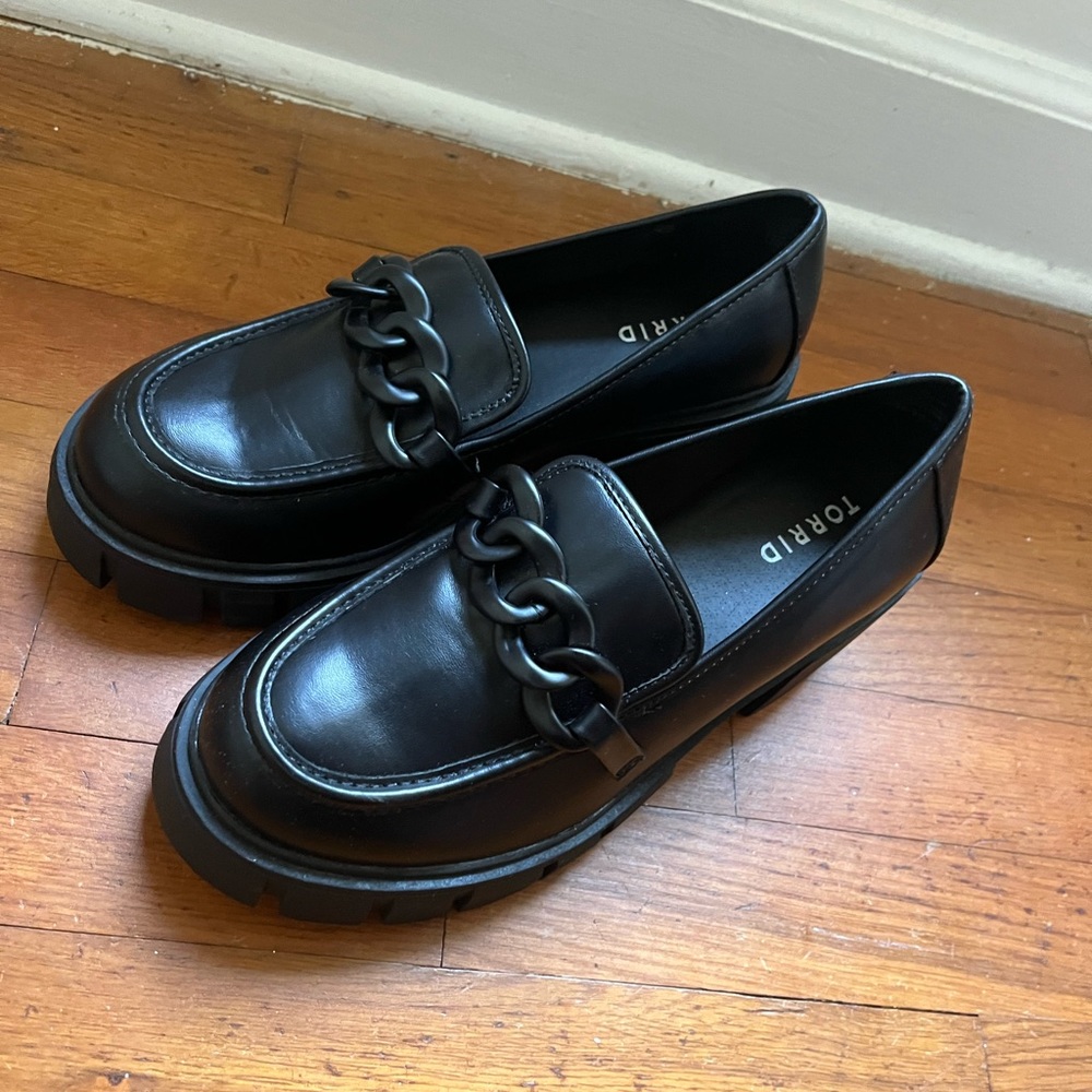 NWOT Torrid Chunky Loafer (wide width)